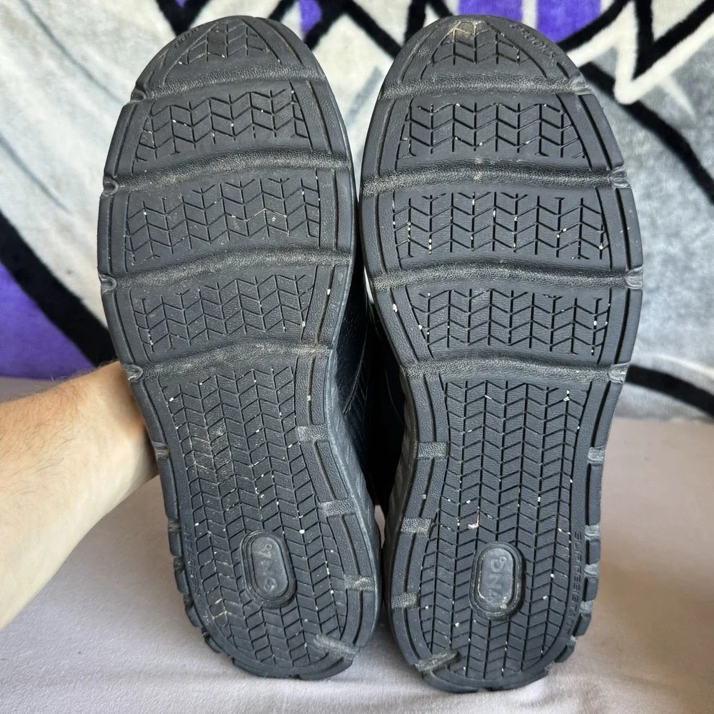 Size 13 - Brooks Addiction Walker 2 Black - 110320-1D-072‎